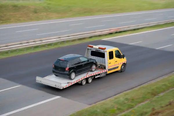 Towing Services for Emergency Roadside Assistance